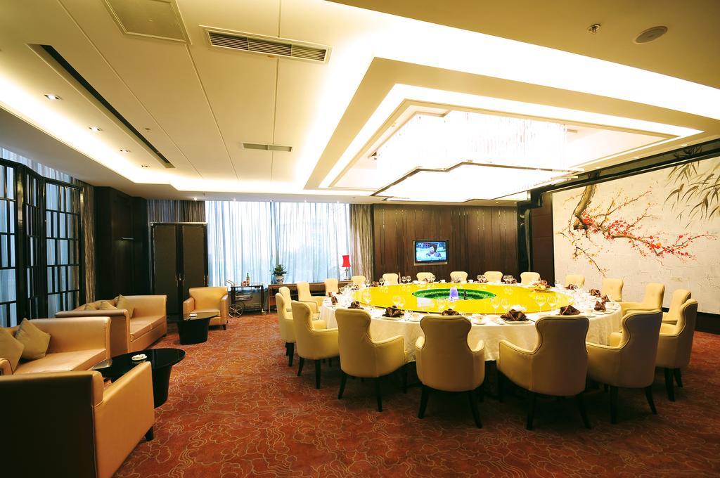 Xichang Minshan Hotel Exterior photo